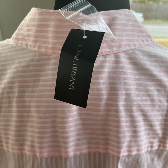 NWT Women’s Lane Bryant Button-Down Pink Blouse - Picture 3 of 5